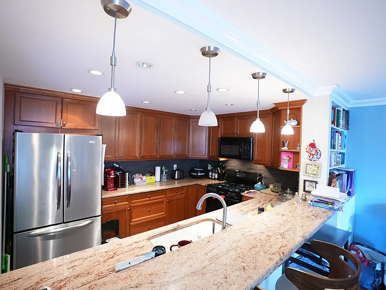 100 W 89th St #7F — Photo 3