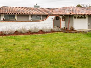 521 Birch St, Oak Harbor, WA 98277