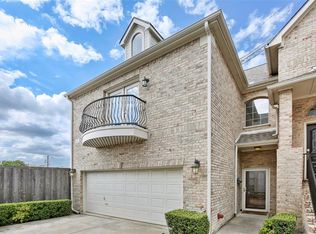 5 Stonebriar Ct, Dallas, TX 75206