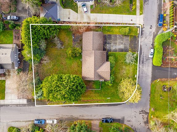 5th image of 29 20th Ave