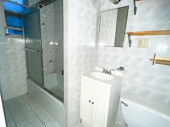 2nd image of 5515 Avenue N #3