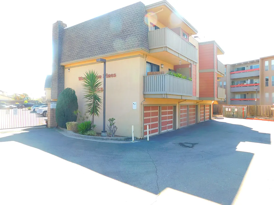 15335 Washington Ave #302