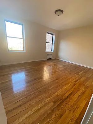 Rented by Contact Realty | media 16