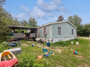 20948 SE 143rd St, Umatilla, FL 32784