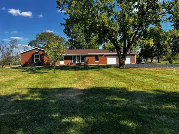 7030 N McDowell Rd, Piqua, OH 45356