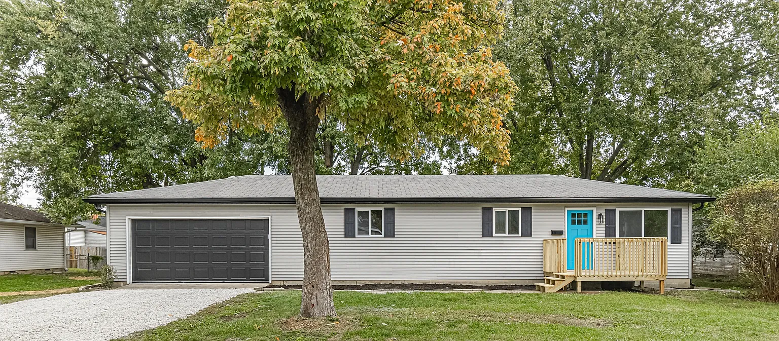 1715 E Troy Ave photo 1