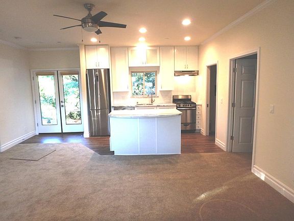 3rd image of 12387B Stonebrook Dr