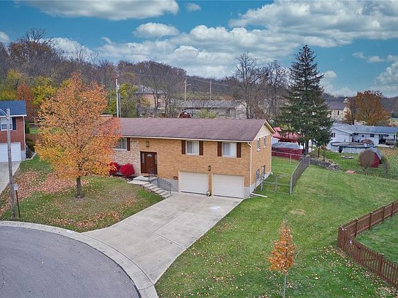 3rd image of 730 McGuire Cir