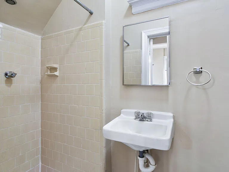 2604 Grove Ave #1 — Photo 16