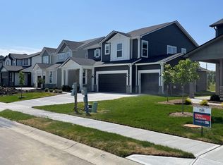 5497 Cherry Hill Dr, Whitestown, IN 46075