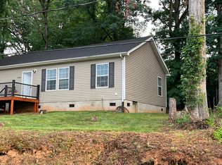 2479 10th Ave SW, Hickory, NC 28602