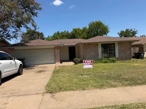 741 Salsbury Cir, Arlington, TX 76014