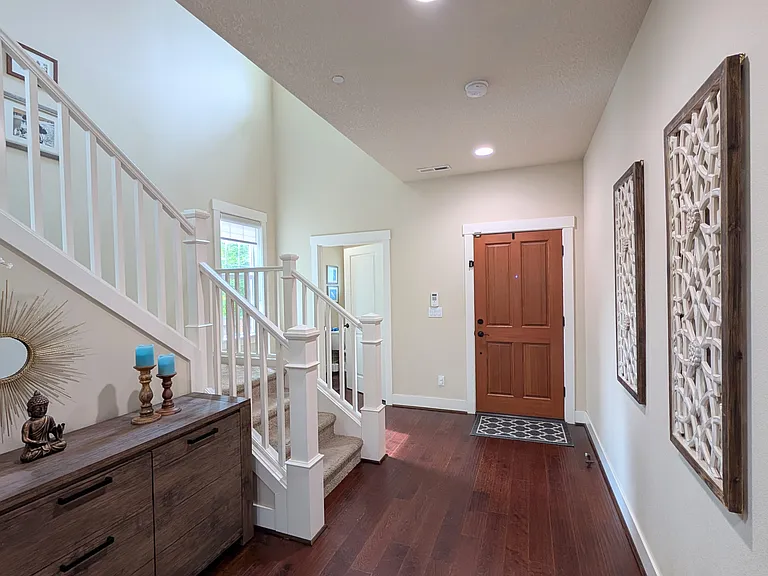 7587 NE Owens St — Photo 5