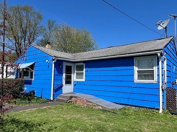 2nd image of 44 Wilson Ave
