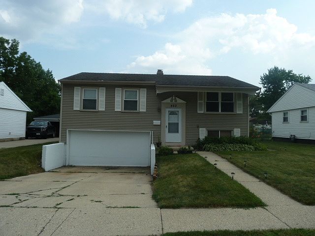 1st image of 453 E Lincoln Ave