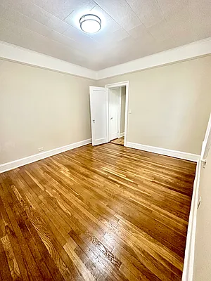 Rented by Luxian International Realty LLC | media 3