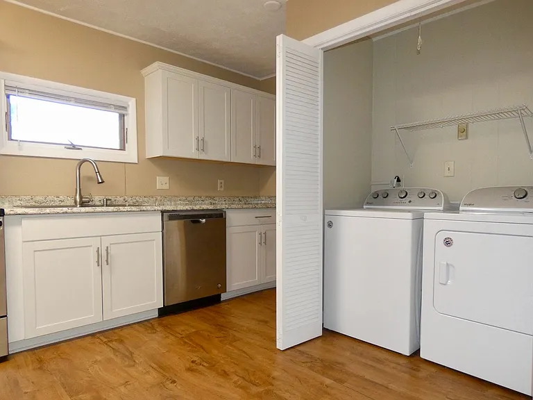 105 S Main St #5 — Photo 8