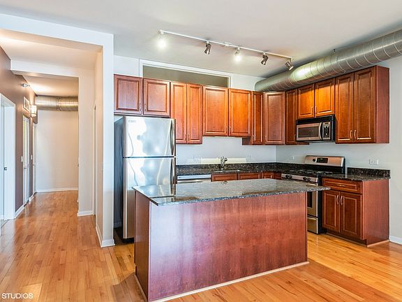 4th image of 1200 W Monroe St APT 406