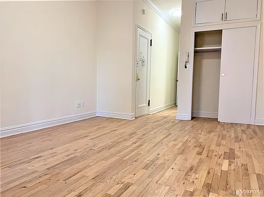 Rented by Oxford Property Group | media 2