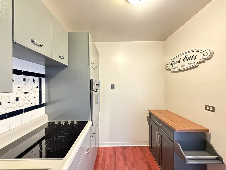 4800 Chicago Bch #S8081 — Photo 5