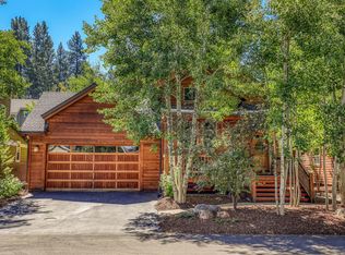 10559 Sara Bear Ln, Truckee, CA 96161