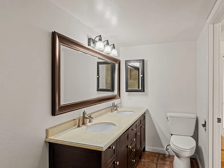 1225 Mescal St #B — Photo 7