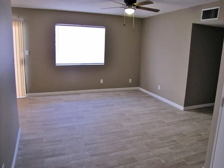 1124A Plaza Oro Loma — Photo 5
