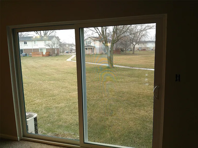 44575 Savery Dr — Photo 7