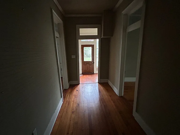729 Royal St — Photo 11