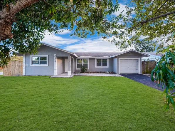 302 SW 5th Ave, Boynton Beach, FL 33435