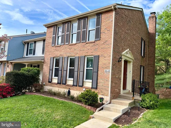 9118 Tiffany Park Ct, Springfield, VA 22152
