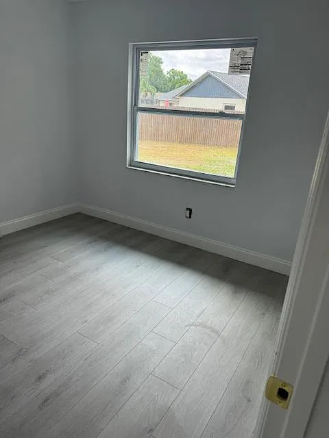 4 bed, 1896 sqft, $3,300 — Photo 4