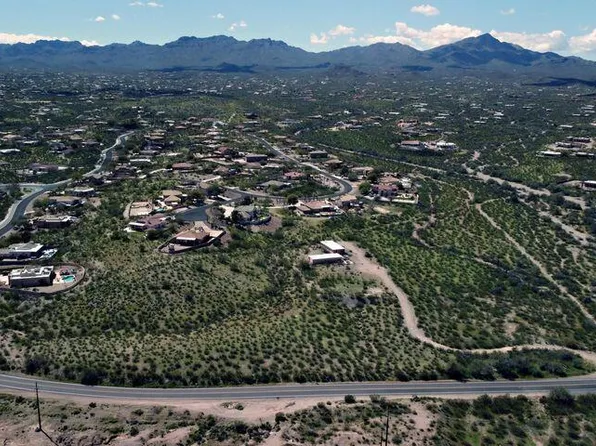 6097 N Silverbell Rd #4, Tucson, AZ 85743