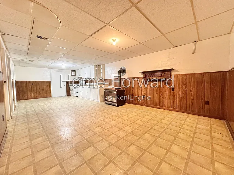 107 N Robbins Ct — Photo 17