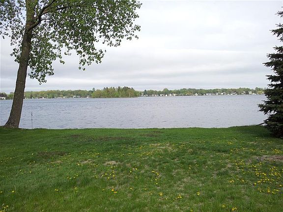2nd image of 46 Evans Trl