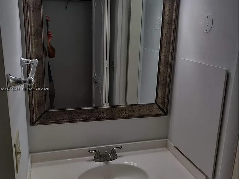 3750 Inverrary Dr #2Q — Photo 15