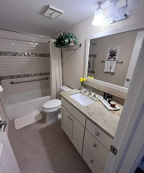 3012 Sandpiper Bay Cir #D101 — Photo 3