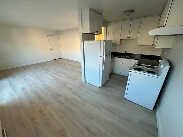 250 Arana Dr #C — Photo 7
