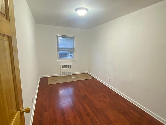 5th image of 5704 136th St Floor 3