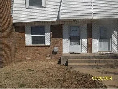 1427 Northglen St — Photo 16
