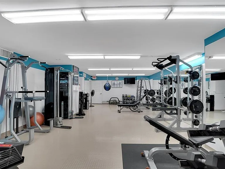 4100 Galt Ocean Dr #1004 — Photo 34