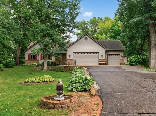 27163 Ironwood Ct, Chisago City, MN 55013