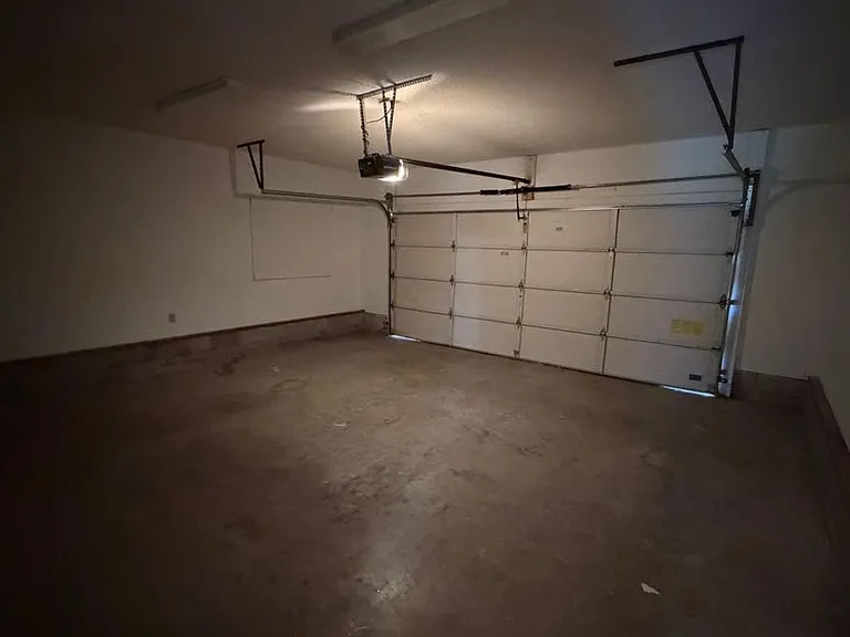 199 Amelia Dr W — Photo 11