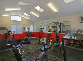 7021 S 38th St APT 36, Lincoln, NE 68516