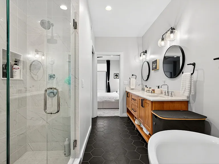 215 N Sarah St #7 — Photo 26