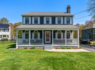 26 Fortune Dr, Norwood, MA 02062