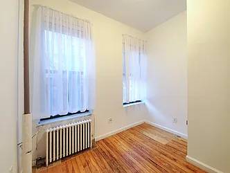 Rented by Brighton Management