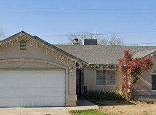 953 Himalaya Dr, Lemoore, CA 93245