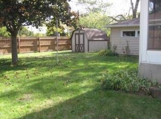 8074 N 61st St, Brown Deer, WI 53223