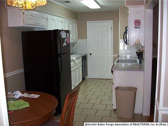 UPDATED KITCHEN